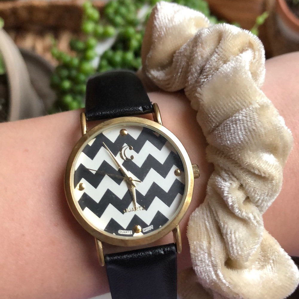 Charming Charlie Watch